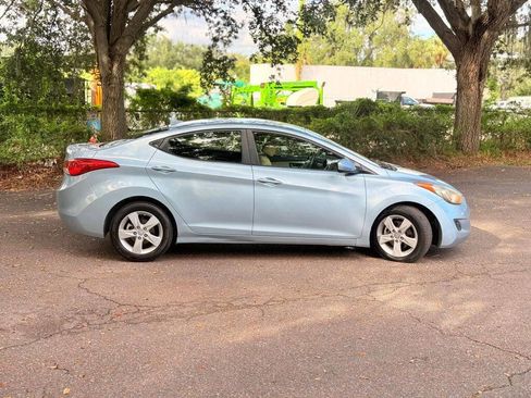 Used 2011 Hyundai Elantra GLS w/ Preferred Equipment Pkg 3 image 4