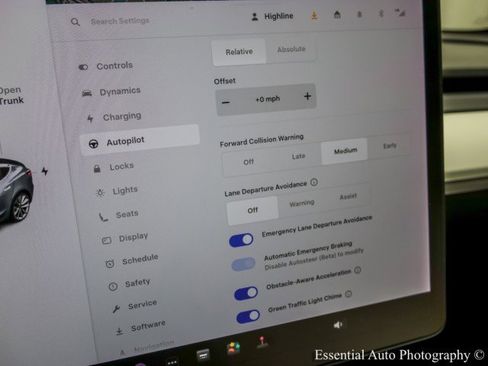 Used 2020 Tesla Model 3 Standard Range image 30