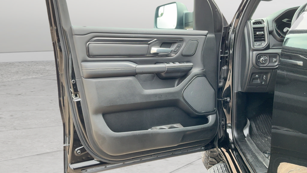 Used 2024 RAM 1500 Rebel w/ Rebel Level 2 Equipment Group AWD/4WD image 18