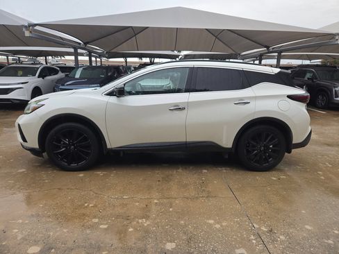 Used 2024 Nissan Murano SV w/ SV Midnight Edition Package FWD image 3