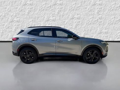 Used 2025 Buick Envision Sport Touring AWD/4WD image 2