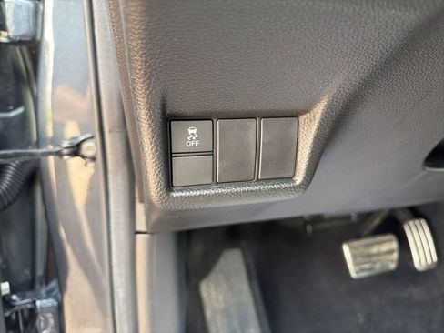 Certified 2025 Honda Civic Sport image 8