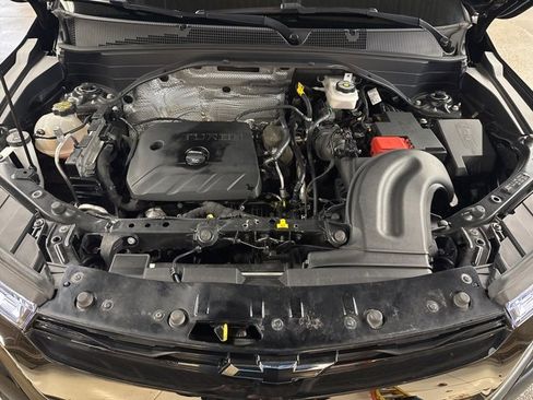 Used 2021 Chevrolet TrailBlazer RS w/ Sun and Liftgate Package image 29