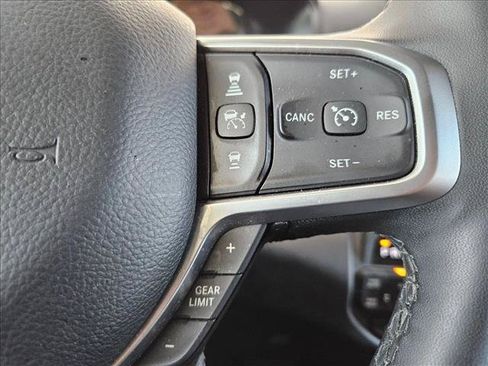 Used 2025 RAM 1500 Big Horn AWD/4WD image 22