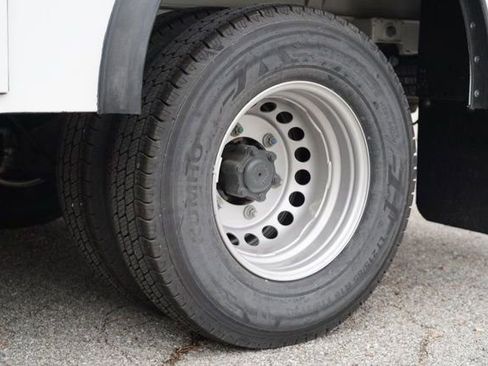 Used 2023 Mercedes-Benz Sprinter 3500 image 12