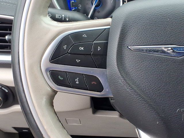 Used 2019 Chrysler Pacifica Limited FWD image 18