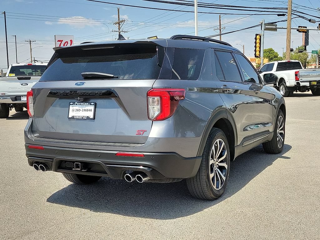 Used 2022 Ford Explorer ST AWD/4WD image 12