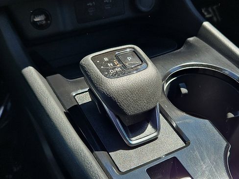 Certified 2025 Nissan Rogue S image 14