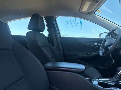 Used 2025 Chevrolet Malibu LS FWD image 25