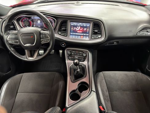 Used 2021 Dodge Challenger R/T Scat Pack w/ Plus Package image 27