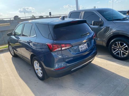 Used 2024 Chevrolet Equinox LT FWD image 11