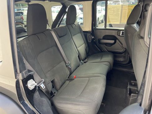 Used 2021 Jeep Wrangler Unlimited Sport image 22