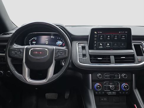 Used 2023 GMC Yukon SLT image 13