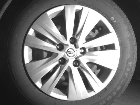 Used 2025 Nissan Sentra S FWD image 12