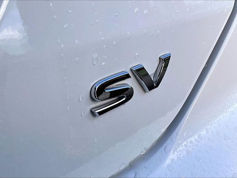 Used 2024 Nissan Kicks SV image 11