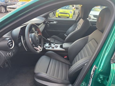 New 2025 Alfa Romeo Giulia AWD w/ Driving Assist Package image 11