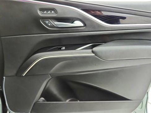 Used 2023 Cadillac Escalade V image 25