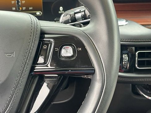 Used 2024 Lincoln Aviator Reserve image 23