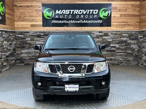 Used 2021 Nissan Frontier SV AWD/4WD image 3