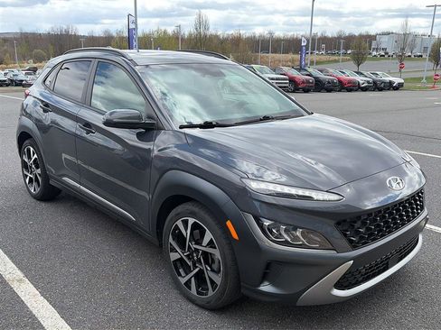 Used 2023 Hyundai Kona Limited AWD/4WD image 1