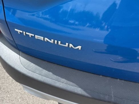 Used 2020 Ford Escape Titanium AWD/4WD image 17