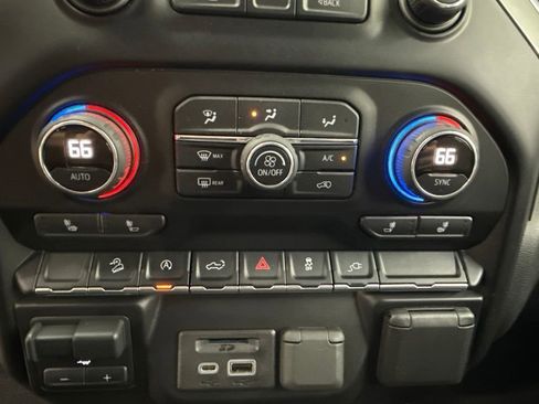 Used 2019 Chevrolet Silverado 1500 LT w/ All-Star Edition AWD/4WD image 33