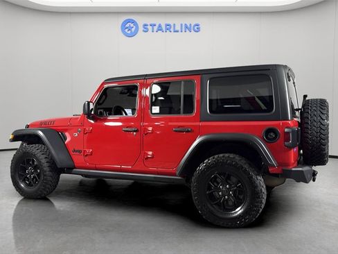 Used 2024 Jeep Wrangler Willys image 4