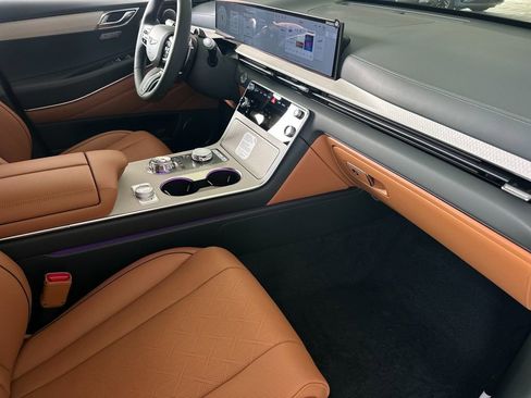 New 2026 Genesis GV80 2.5T Advanced image 17