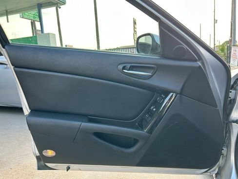 Used 2004 MAZDA RX-8 w/ MT Grand Touring Pkg RWD image 10