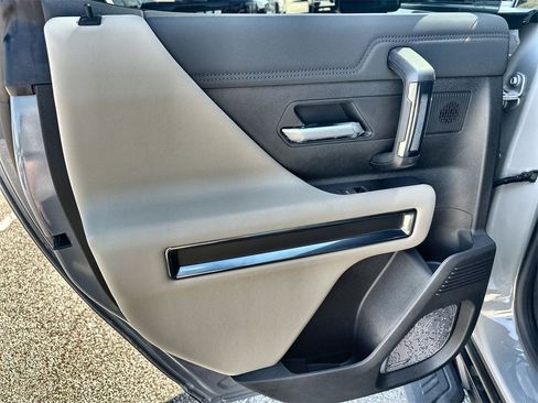 New 2026 GMC Hummer EV 2X image 15