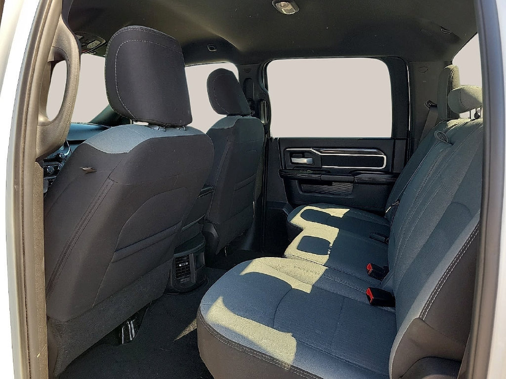 Used 2024 RAM 2500 Big Horn AWD/4WD image 9