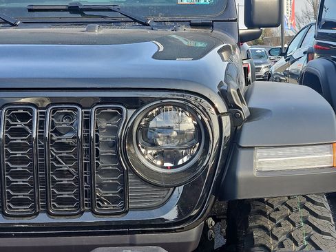 New 2026 Jeep Wrangler Unlimited Sport image 4