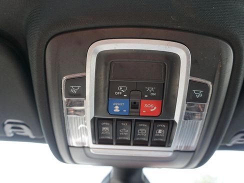 Used 2022 RAM 1500 Big Horn AWD/4WD image 33