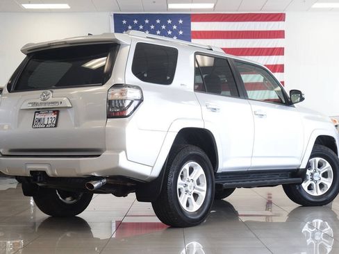 Used 2016 Toyota 4Runner SR5 Premium AWD/4WD image 7