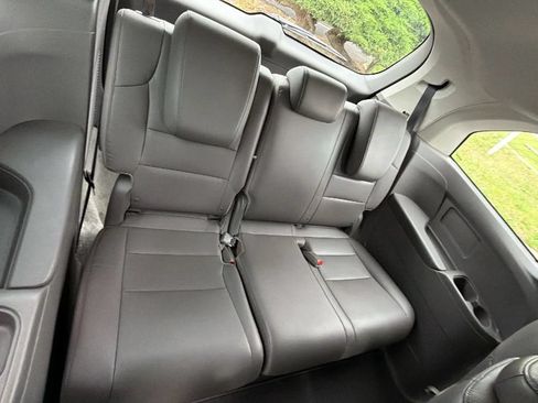 Used 2016 Honda Odyssey EX-L image 46