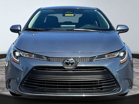 Used 2024 Toyota Corolla LE image 3