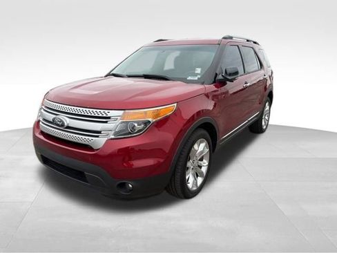 Used 2013 Ford Explorer XLT AWD/4WD image 5