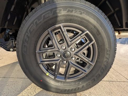 New 2026 Jeep Gladiator Sport image 38