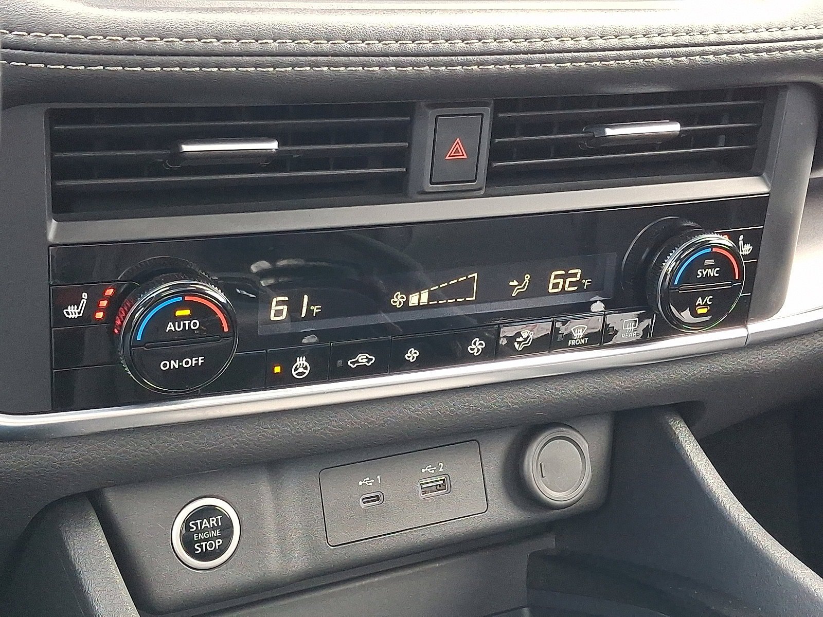 Certified 2023 Nissan Rogue SV w/ SV Premium B Package AWD/4WD image 19