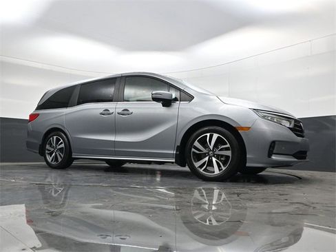 Used 2024 Honda Odyssey Touring image 30