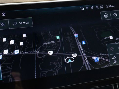 Used 2024 Audi Q8 e-tron Premium Plus w/ Premium Plus Package image 54