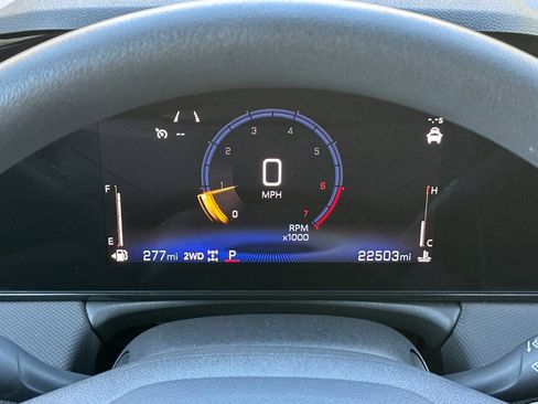 Used 2025 Chevrolet TrailBlazer LT AWD/4WD image 21