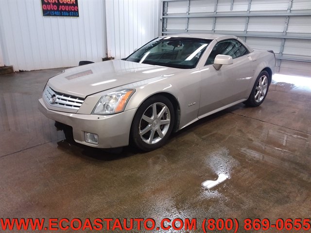 Used 2006 Cadillac XLR RWD image 4