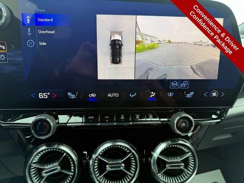 Used 2024 Chevrolet Blazer EV LT AWD/4WD image 28