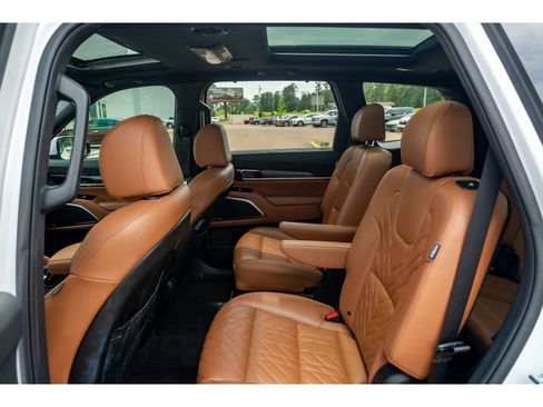 Used 2024 Kia Telluride SX X-Line AWD/4WD image 15
