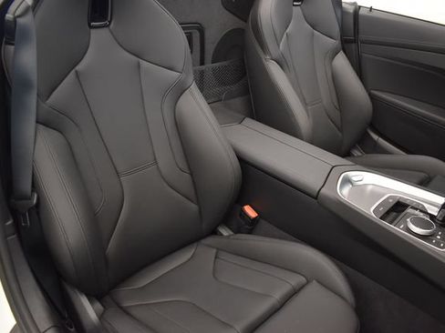 Used 2022 BMW Z4 sDrive30i w/ Premium Package 2 RWD image 6