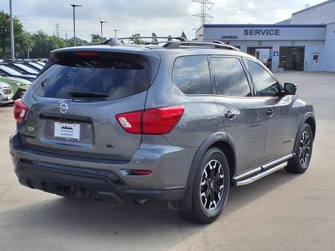 Used 2020 Nissan Pathfinder SL FWD image 4