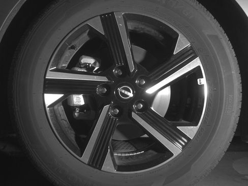 Used 2025 Nissan Sentra SV FWD image 12