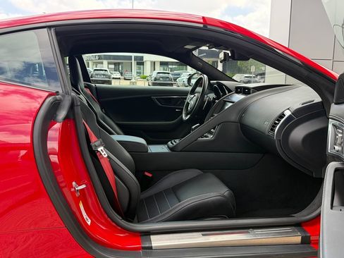 Used 2020 Jaguar F-TYPE Checkered Flag image 32