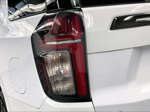 Used 2021 Chevrolet Tahoe RST w/ Max Trailering Package AWD/4WD image 38